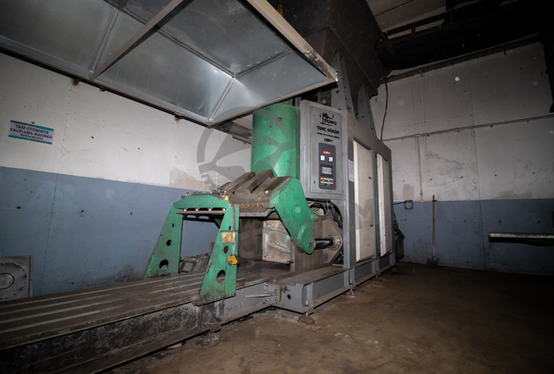 tam otomatik kalıplama makinesi03